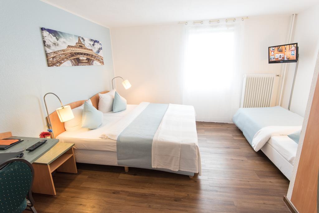 Residenz Hotel ヴッパータール エクステリア 写真